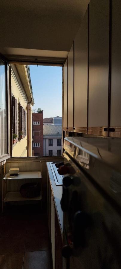 Uncle's House, 150 Mq Only Two Stops From Duomo * Milan