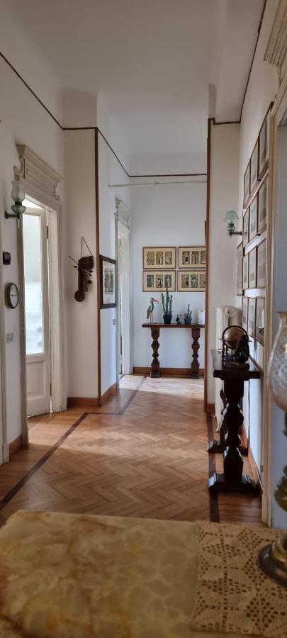Uncle's House, 150 Mq Only Two Stops From Duomo Apartment *